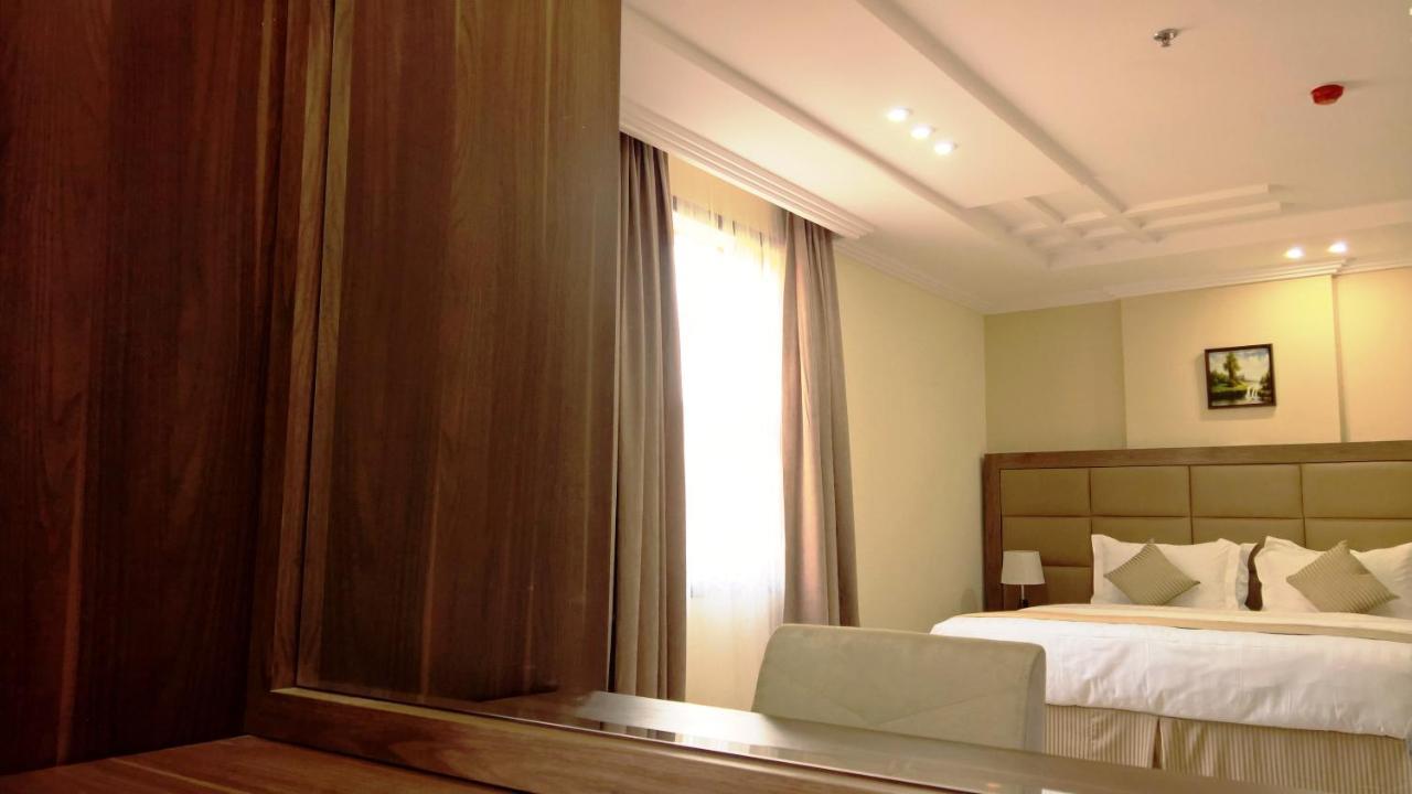 Gold Palace Serviced Apartments Джедда Экстерьер фото