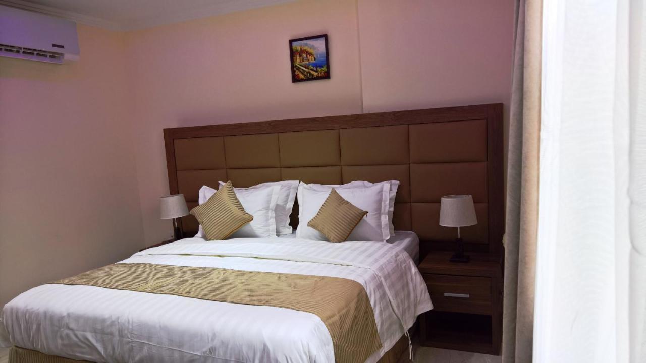 Gold Palace Serviced Apartments Джедда Экстерьер фото